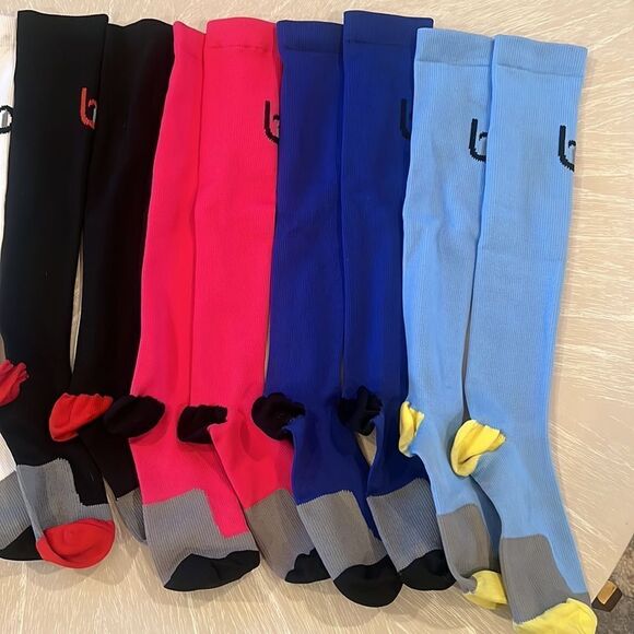 Compression Socks for Women & Men Circulation 15-20 mmHg S/M NWOT - Picture 8 of 8